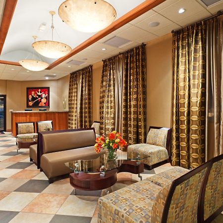 Crowne Plaza Greenville By Ihg Екстер'єр фото