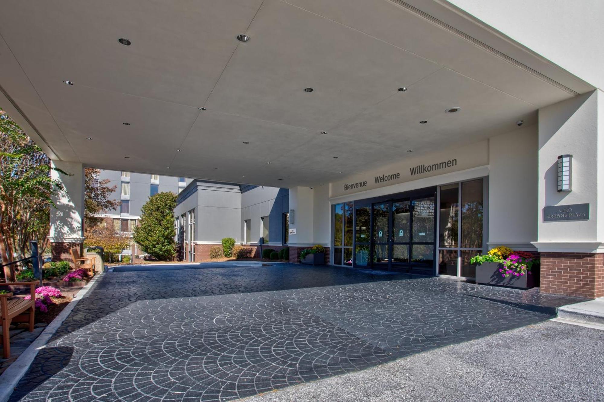 Crowne Plaza Greenville By Ihg Екстер'єр фото